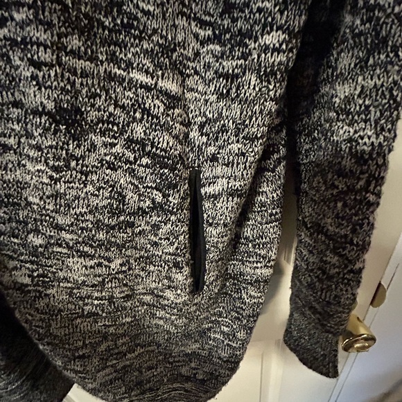 Lululemon All Day Cardi 100% Merino - Picture 7 of 8